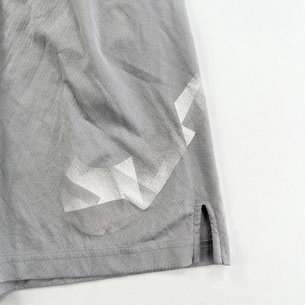 Nike Basketball Shorts Mens XL Grey Dri Fit Lightweight Running Sports Trunks - Picture 2 of 12